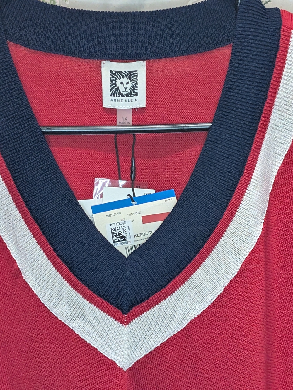 Anne Klein Red V-Neck Sweater with Navy and White Trim - Picture 4 of 8